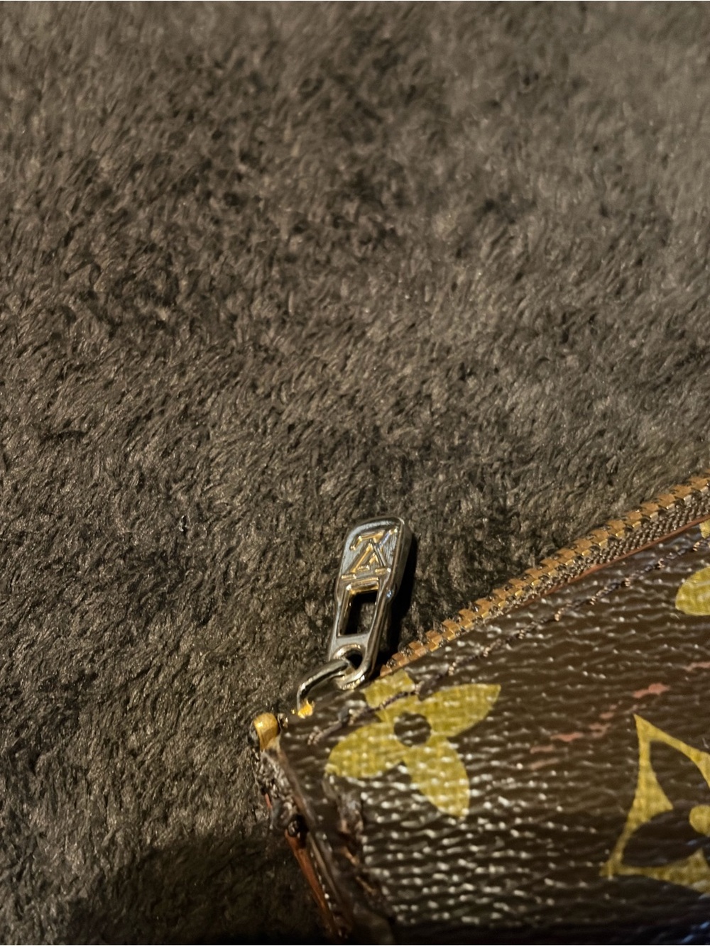 Vintage Louis Vuitton Wallet - Picture 2 of 6